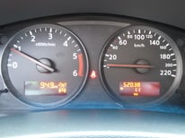 NISSAN NAVARA SILBER