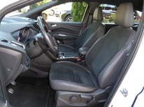 FORD KUGA WEISS 4355