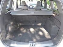 FORD KUGA WEISS 4355