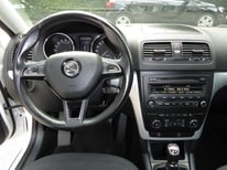 SKODA YETI WEISS 5404