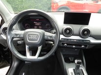 AUDI Q2 SCHWARZ GE062SS