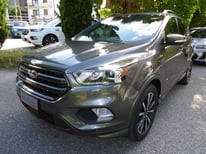 FORD KUGA GRAU 0519