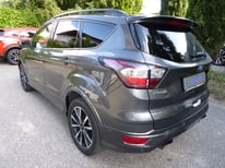 FORD KUGA GRAU 0519
