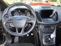 FORD KUGA GRAU 0519