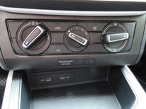 SEAT ARONA 1,0 TSI GRAU GS740JZ