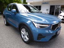 VOLVO XC40 BLAU GK775RY