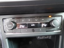 VW POLO 1,0 ROT GL245MR