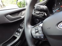 FORD FIESTA WEISS GD153TD