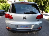 VW TIGUAN 2,0TDI SILBER 4758