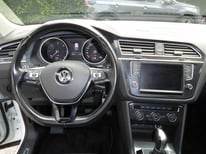 VW TIGUAN WEISS 4110