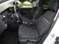 VW GOLF WEISS 1405
