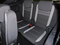 VW TOURAN SCHWARZ 5845