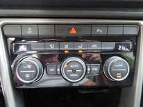 VW T-ROC DSG WEISS GE687CL