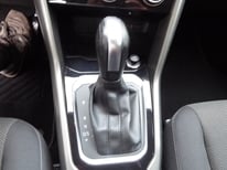 VW T-ROC DSG WEISS GE687CL