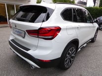 BMW X1 WEISS SPORTLIE 5106