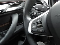 BMW X1 WEISS SPORTLIE 5106