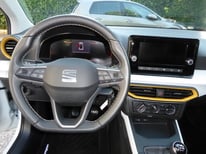 SEAT ARONA WEISS GS004JZ