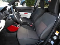 SUZUKI IGNIS SCHWARZ 9200