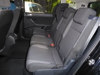 VW TOURAN SCHWARZ NEU 0403