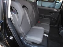 VW TOURAN SCHWARZ NEU 0403