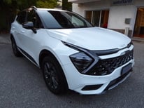 KIA SPORTAGE GT WEISS GN935CP