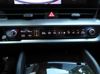 KIA SPORTAGE GT WEISS GN935CP