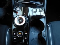 KIA SPORTAGE GT WEISS GN935CP