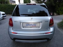 SUZUKI SX4 2,0TD SILBER 2943