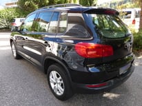 VW TIGUAN 4 MOTION SCHWARZ 5348