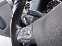 VW TIGUAN 4 MOTION SCHWARZ 5348