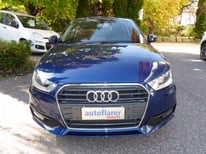 AUDI A1 BLAU 3259