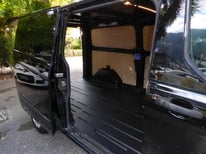 FORD TRANSIT AUTOCARRO SCHWARZ