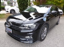 VW POLO SCHWARZ FY917VW