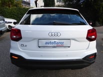 AUDI Q2 WEISS GL643FC