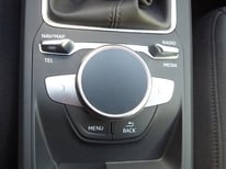 AUDI Q2 WEISS GL643FC