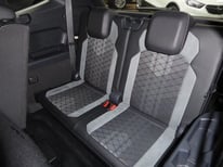 VW TIGUAN ALLSPACE GRAU GH899CP