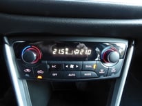 SUZUKI S CROSS SCHWARZ 7289