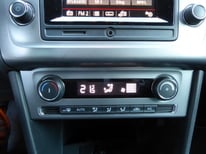 VW POLO SCHWARZ 5419