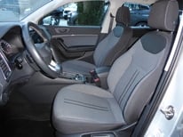 SEAT ATECA SILBER GJ719AL