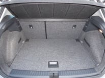 SEAT ARONA SILBER DSG GT010GG