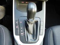 SEAT ARONA SILBER DSG GT010GG