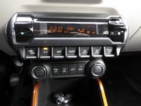 SUZUKI IGNIS SCHWARZ 6929