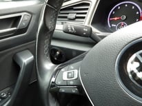 VW T-ROC BENZ GRAU GG988RN