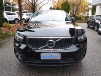 VOLVO XC40 SCHWARZ GC069YS