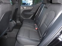 VOLVO XC40 SCHWARZ GC069YS