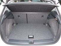 SEAT ARONA 1,0TSI DSG WEISS GT401ZT