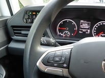 VW CADDY NEU WEISS 7673