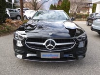 MERCEDES C220 SCHWARZ 1960