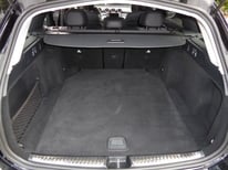 MERCEDES C220 SCHWARZ 1960