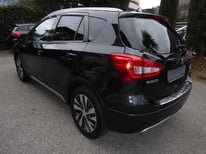 SUZUKI SX4 S-CROSS SCHWARZ 3084